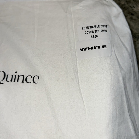 NWOT Quince Organic Luxe Waffle Twin Duvet Cover Set White Retail $99 (Q17) 5⭐'s - Picture 8 of 8